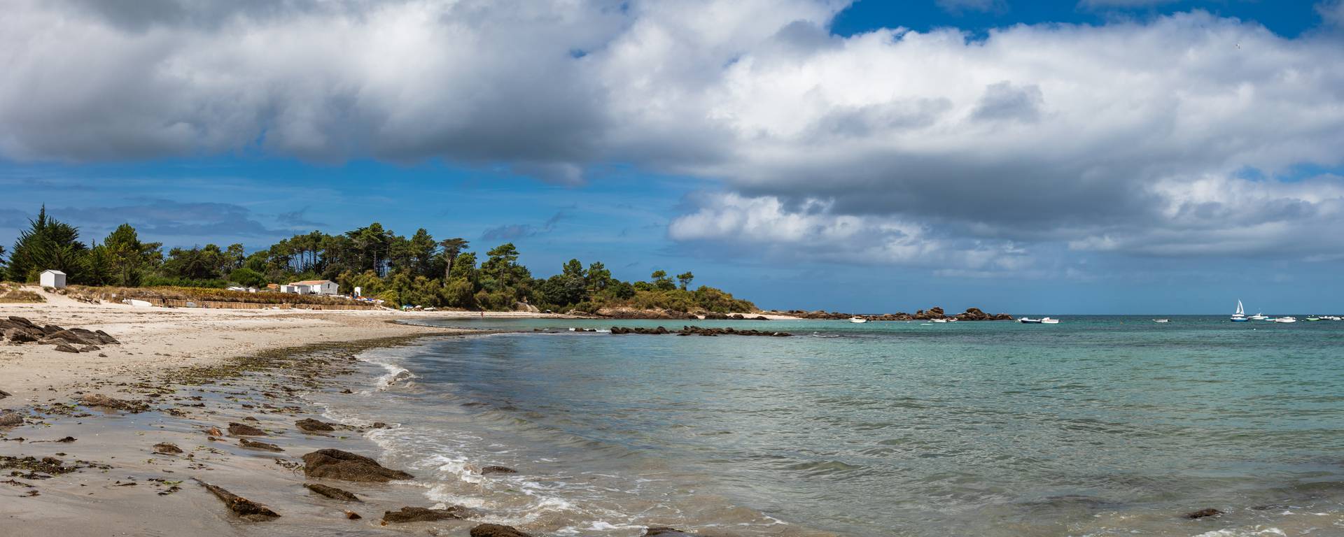 Plage des Sapins, north-eastern coast, Ile d'Yeu