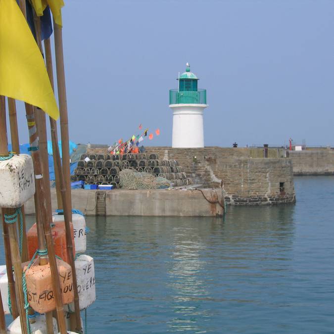 Quai du Canada lighthouse, Port-Joinville, Ile d'Yeu